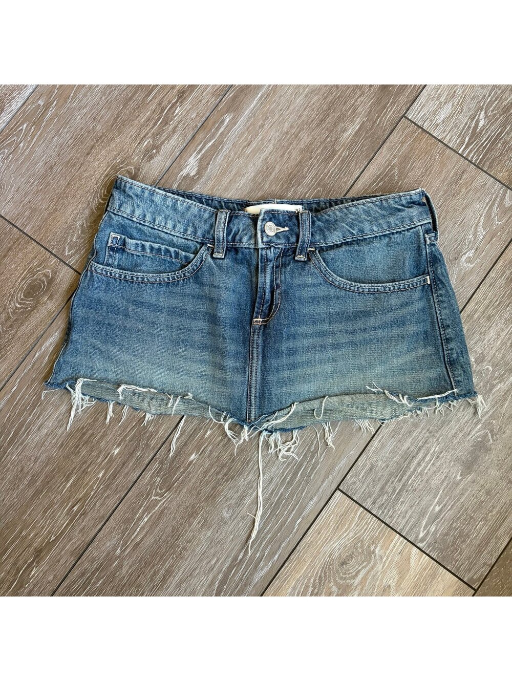 Hollister Ultra Low Rise Raw Hem Denim Skirt Size 2 W26